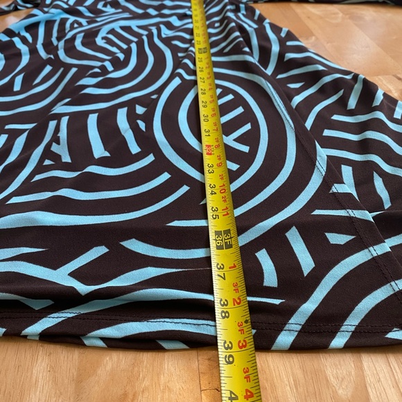 BCX brown & mint green geometric pattern wrap dress - Picture 14 of 16